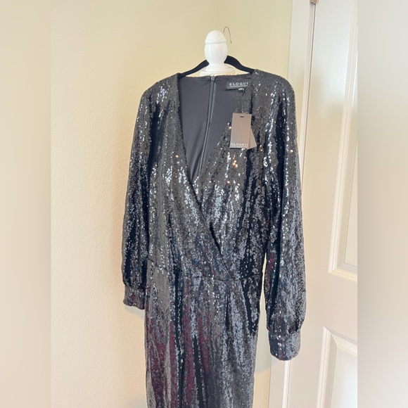 NWT sequin jumpsuit - Picture 6 of 6